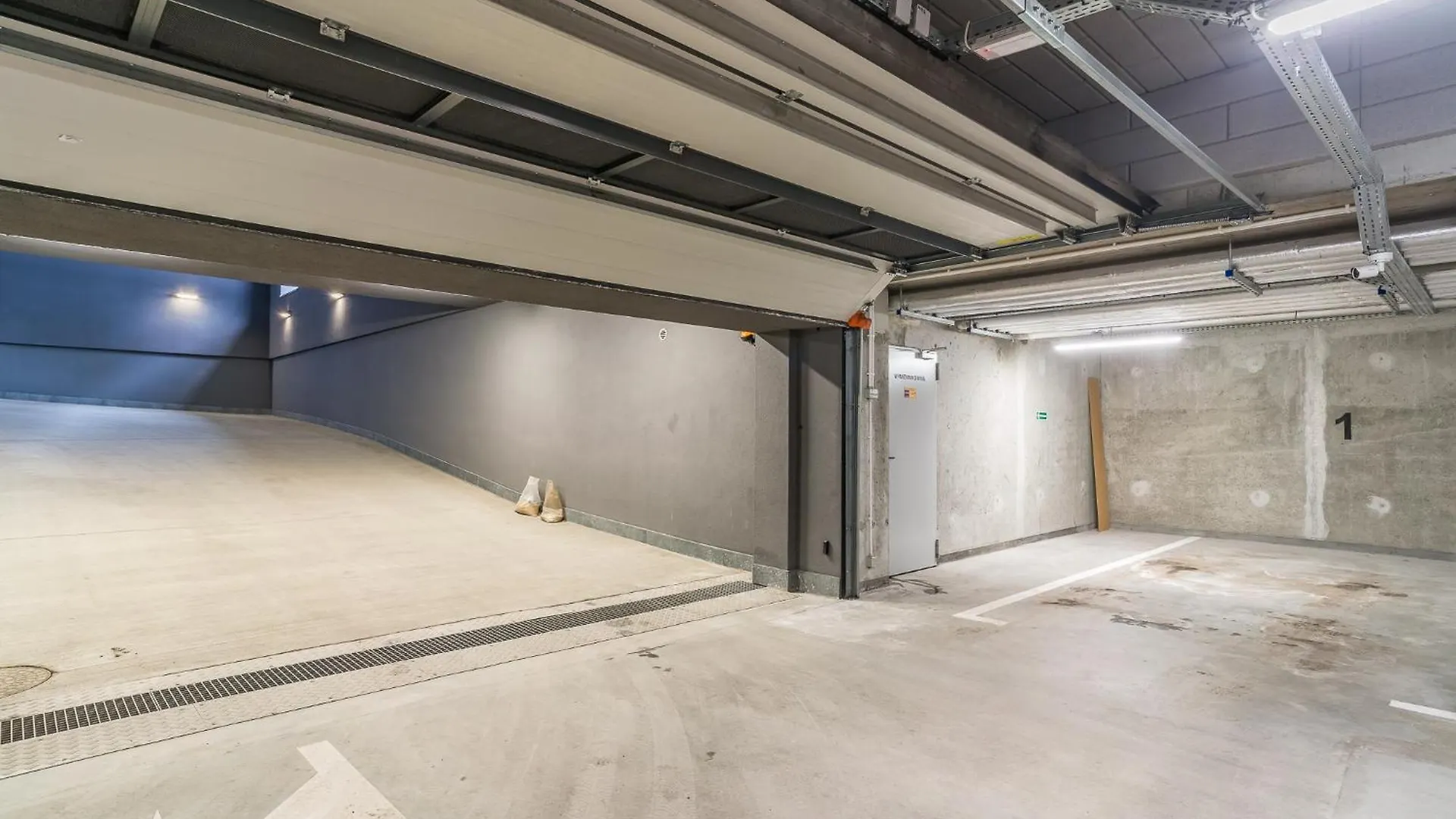 Tauron Arena Modern Apartment - Parking And Balcony By Rentujemy Krakow